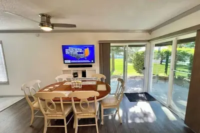 Image de #1 Entire Home/Cozy 2-bed Condo- Downtown Gaylord