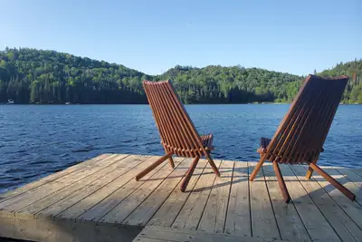 Image de Cozy Cottage Getaway, 1hr from the city in St-Adolphe-d'Howard on Lac Travers.