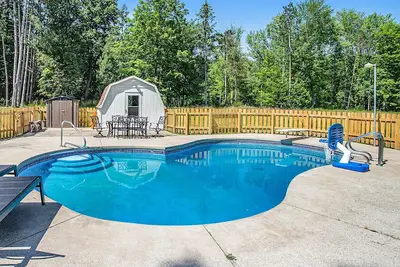 Image de Secluded Pool Playhouse: Hot Tub, Game Room, Fire Pit