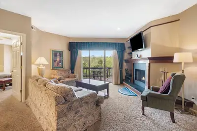 Image de StoneBridge Village Villa - Located Minutes from Silver Dollar City