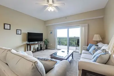 Image de Estuary Views / Close to Pool & Amenities / Walk to Beach / Ow9-505