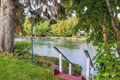 Shared Boat Dock, Waterfront Property, New build 2023