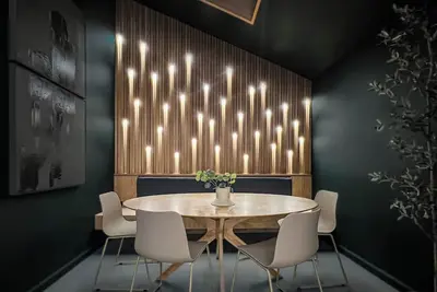 Image de 2 side-by-side custom designed homes • sleeps 25