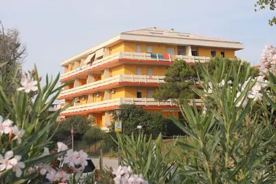 Image de Appartement de vacances avec climatisation et balcon