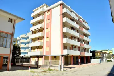 Image de Appartement de vacances avec climatisation et balcon