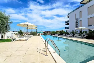 Image de Appartement de vacances Novigrad pour 1 - 6 personnes avec 2 chambres à coucher - Appartement de vac