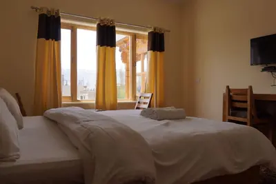 Image de couple and family friendly cozy home in the epicenter of leh market
