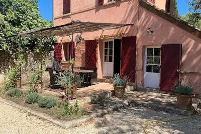 Image de Maison (Bandol / Var) proche Marseille :stade vélodrome, plages, golf, calanques