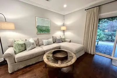Image de Immaculate Saint Simons Townhouse 3 Bed/2. 5 Bath, Pool, 2 Bikes, Pets Welcome