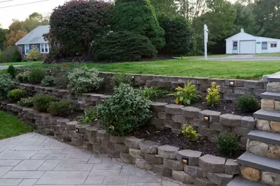 Image de Spacious recently built house with water views. Close walk to private beach.
