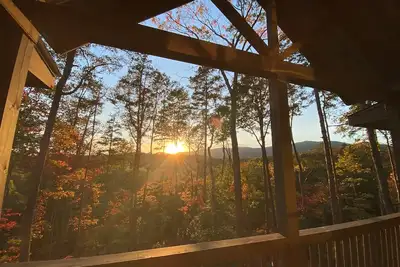 Image de Mountain Sunset Views, Ideally Located Between Downtown Blue Ridge and Ellijay!
