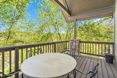 Image de Fit for a Family: Villa at StoneBridge Village near Silver Dollar City
