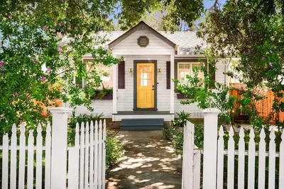 Image de 2 Bedroom House Near Palo Alto\n