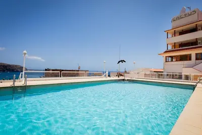 Image de Coeur de Los Cristianos, Piscine chauffée
