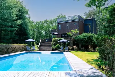 Image de Private retreat on 4 acres