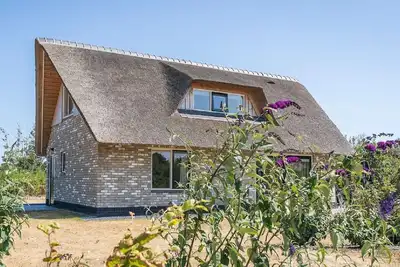 Image de Charmante villa au toit de chaume à Texel