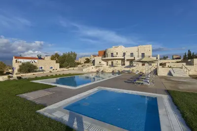 Image de Villa magnifique près de la mer à Kamilari
