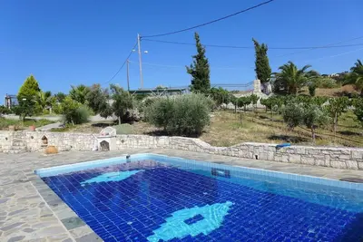 Image de Villa à Axos avec piscine près de Panormo