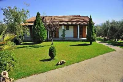 Image de Villa luxueuse Ă Adele avec terrasse et jardin avec vue
