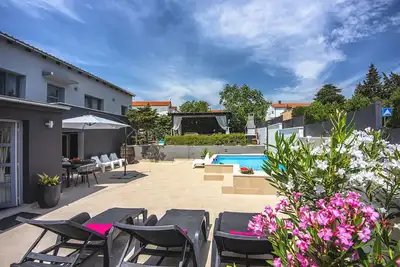 Image de Vakantiehuis in Ližnjan met privé zwembad