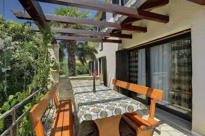 Maison de vacances à Ližnjan avec piscine