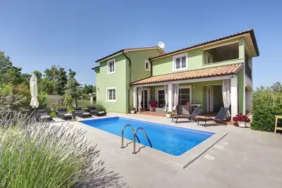Image de Villa met zwembad en jacuzzi