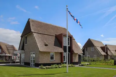 Image de Villa avec sauna א Tjeukemeer