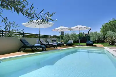 Image de Superbe villa moderne avec piscine