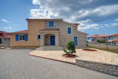 Image de Villa rustique à Vodnjan avec piscine privée