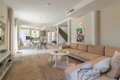 Villa luxueuse avec bain à bulles