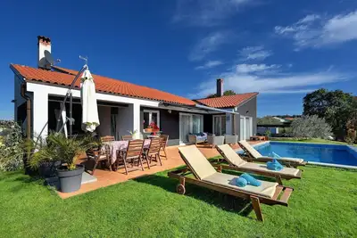 Image de Villa Ă Rovinj avec piscine et jacuzzi