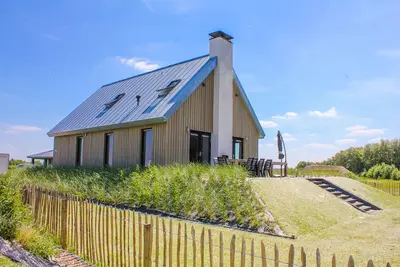 Image de Lodge bien-ĂŞtre avec douche solaire