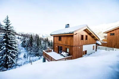 Chalet luxueux près des pistes de ski