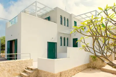 Image de Merveilleuse villa à Gerani avec piscine privée