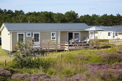 Image de Chalet à Texel avec sauna privé
