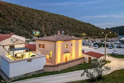 Image de Villa avec jacuzzi et toit terrasse