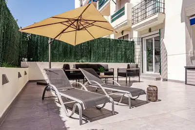 Image de Lcr1- Lovely ground floor apartment, Puerto Banus