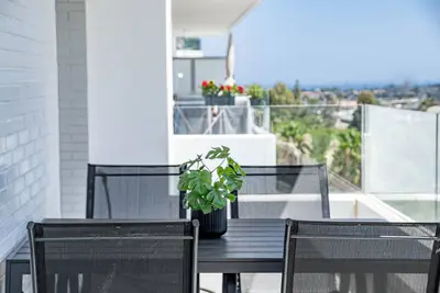 Image de Jg5. 4a- Modern apartment with nice views
