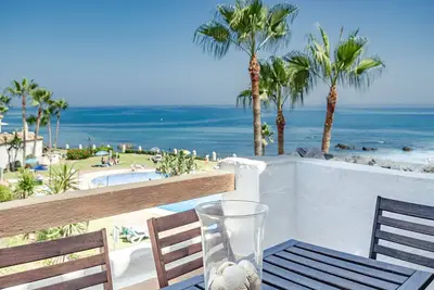 Image de Pl- Beachfront seaview aptm – Playa de la Lucera