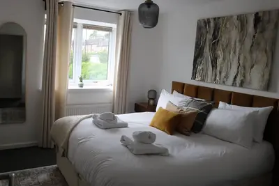 Image de Charming Family Home Long Term Stay Available!