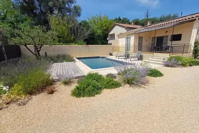 Image de Maison Ă Vaison-la-Romaine avec Piscine