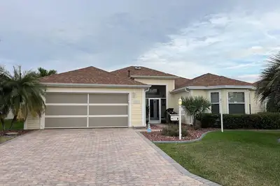 Image de Near Lake Sumter Landing, Cozy Designer Home, The Villages, Florida.