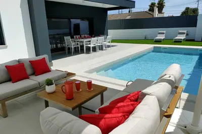 Image de Fantastic holiday home with heated pool
