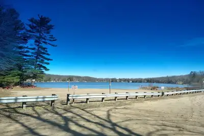 Image de Great Cozy Cabin, in Lake Community, Private Beach, State land, Trails, Fishing, Orv