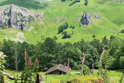 Image de Cabane, La Reina del PARAÍSO
