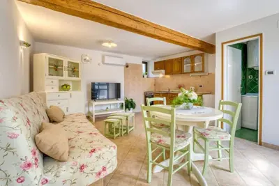 Image de Appartement V by Interhome