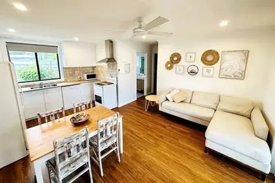 Image de Entire Group! Three 2-bedroom units in Port Victoria - perfect for large groups