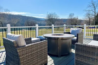 Image de Waterfront property in Harpers Ferry - Private River Access