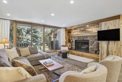 Image de Family-Friendly Condo w/ Mtn Views in Keystone!