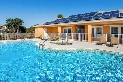 Image de 3br Townhome/ Near Disney/ Bbq Grill & Pool\n